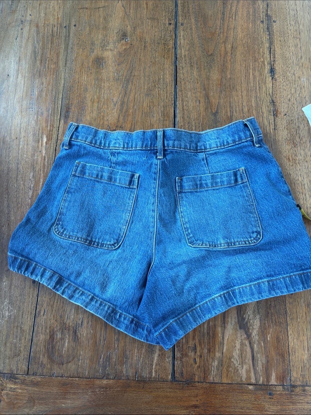 Women's Mid-Blue Denim Jean Shorts with Front Patch Pockets - Picture 2 of 3